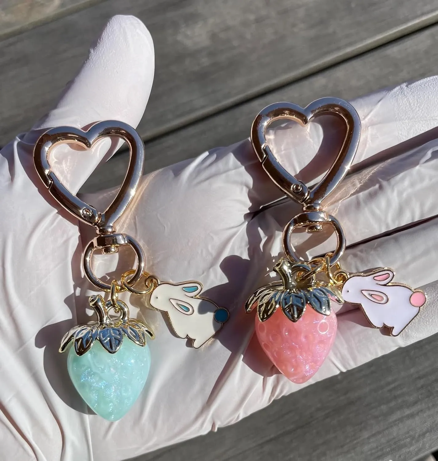 Agromusk Cute Strawberry Keychain,Bag Charms,Kawaii Heart Flower Daisy Key chains Accessories Decor for Girls Purse Gift